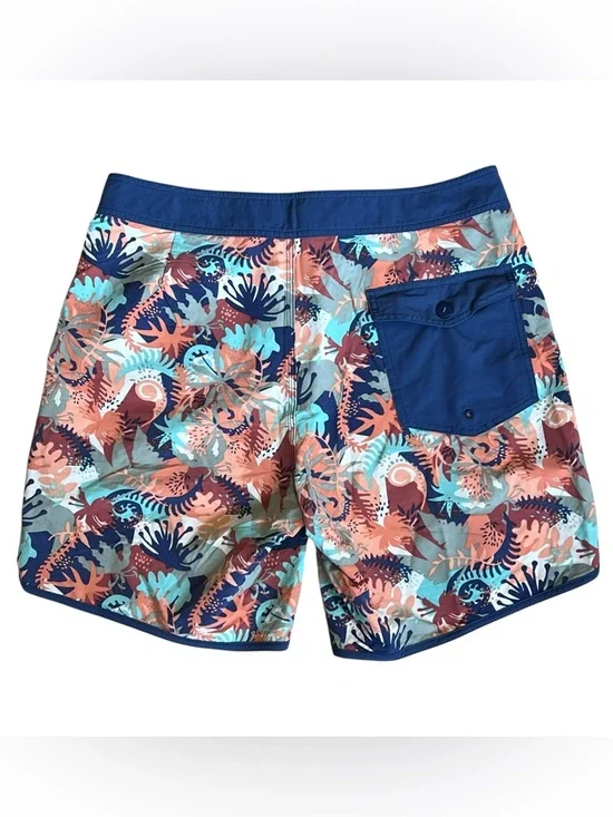 Patagonia Men’s Sz 34 Waist Tropical Print Scallop Hem Wayfarer Board Shorts - Picture 7 of 14